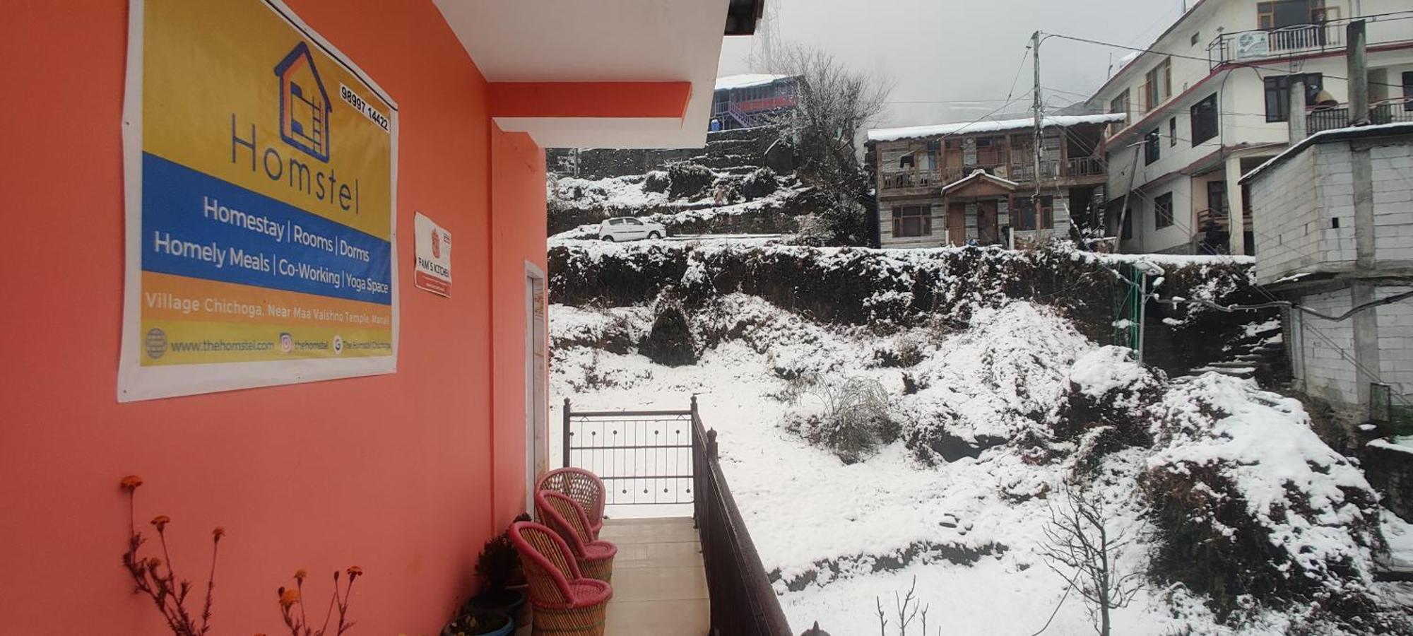 Хостел The Homstel Manali Экстерьер фото